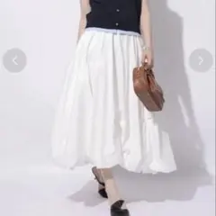 新品タグ付き Apuweiser-riche ツマミタックバルーンスカート 白