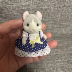 シルバニアファミリー カールミミネコ　女の子　人形