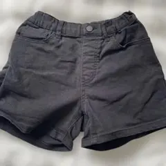 UNIQLO 120 黒いショートパンツ（ゴムウエスト）
