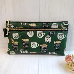 しろくま柄　緑　総柄　ダブルファスナーポーチ　通帳入れ