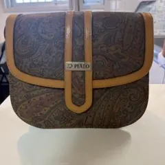 ほぼ未使用品 PIATO ピアート ペイズリー柄 本革 レザーショルダーバッグ メルカリ