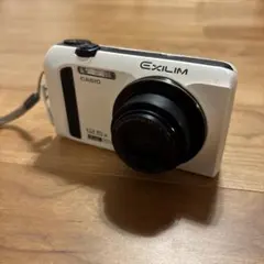 2026年最新】casio exilim ex-zr3200の人気アイテム - メルカリ