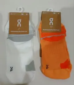 オン　ソックス Performance Run Sock Low M　2足セット