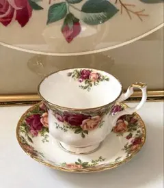 Royal Albert Old Country Roses カップ&ソーサー