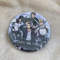 進撃の巨人 缶バッジ