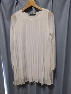 トップス チュニック　セシルマクビー