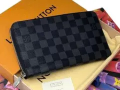 超極美品！ルイヴィトン　グラフィット　ジッピーオーガナイザーNM