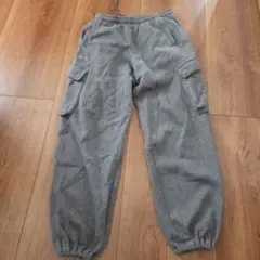 アンダーアーマー　スウェットパンツ グレー