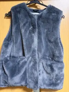 ZARA グレー ファーベスト 11-12サイズ