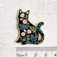 黒猫 猫 ネコ お花 ゴールド ピンバッジ ピンバッチ ピンズ ブローチ