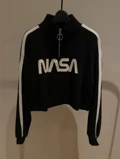 NASA クロップドトレーナー