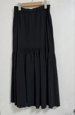 ADAM ET ROPÉ ブラック フレアスカート上品