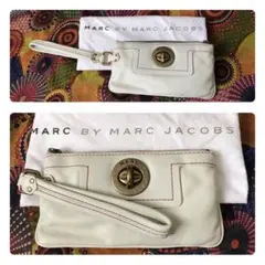 MARC BY MARC JACOBS革ポーチ/クラッチバッグ