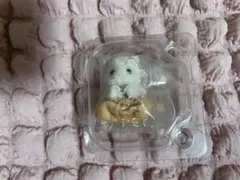 シルバニア　キラキラくじ　ハッピースイーツ　ゆきヒョウの赤ちゃん