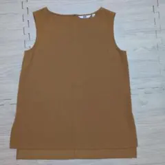 UNIQLO ユニクロ ボートネックノースリーブ