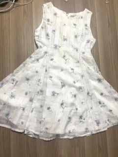 titty & Co. 花柄ノースリーブワンピース