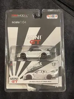 トイザらス限定 MINI GT 71 LBWK GT-R R35 サイン入り Amazon.co.jp: MINI GT mini-gt LBWorks LBWK GT-R R35