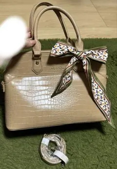 美品　モンテロッソ　2way クロコ スカーフ ショルダーバッグ