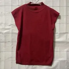 【美品】ジュリアブティック　赤 ハイネック ノースリーブ ニット　着回し　783