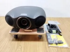 EPSON EH-LS12000 4Kレーザープロジェクター 使用133時間 - メルカリ