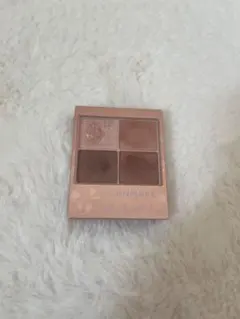 CANMAKE シルキースフレアイズ M05