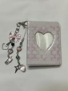 Item thumbnail for item b722a7fc-ae7e-4910-ac1c-7af2a2c066b2