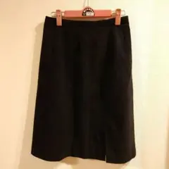 更にお値下げしました！ 黒 スリット入り ひざ丈スカート