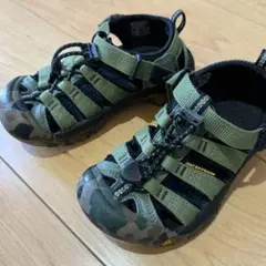 美品　18㎝　KEEN 水陸両用　サンダル　迷彩