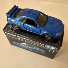 トミカプレミアム　日産スカイラインGT-R V-SPEC II Nür
