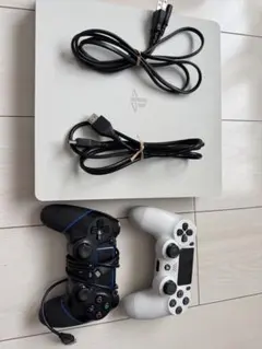 PlayStation 4 本体 ホワイト コントローラー2つ