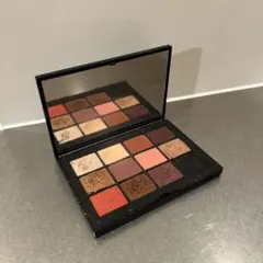 NARS アイシャドウパレット 12色のサムネイル