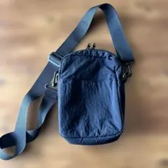 ブラックショルダーバック.ミニバック