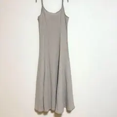 【GRL】ジャガード キャミワンピース ベージュ 重ね着 フレアスカート 無地F