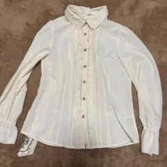 axes femme アイボリー フリル付き長袖シャツ M