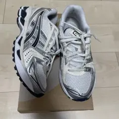 韓国 購入　美品　ASICS GEL-KAYANO 14 23cm