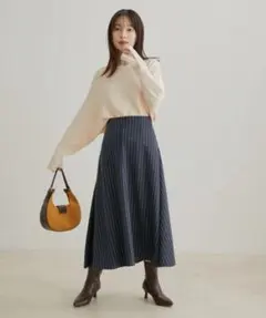 ViS エコウールタッチフレアスカート ネイビー　ストライプ　Sサイズ