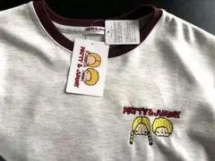 サンリオ　パティ＆ジミー　トレーナー　トップス　スウェット　新品　レトロ柄　LLのサムネイル
