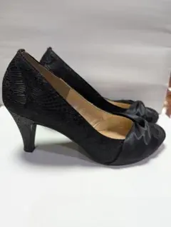 【美品】✩Vanitybeauty✩パーティ用パンプス✩23.5cm✩黒✩