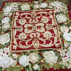 Nina Ricci シルクスカーフ 花柄 赤　イタリア製　シルク100%