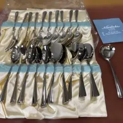 石黒智子さん  カトラリーセット 8ピース コペンハーゲン 石黒智子さん】GEORG JENSEN コペンハーゲン カトラリーセット - メルカリ