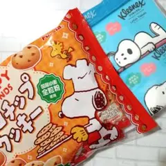 SNOOPYのセット（チョコチップクッキーとティッシュ）のサムネイル