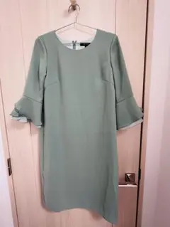 UNTITLED グリーン フリル袖 ワンピース サイズ1