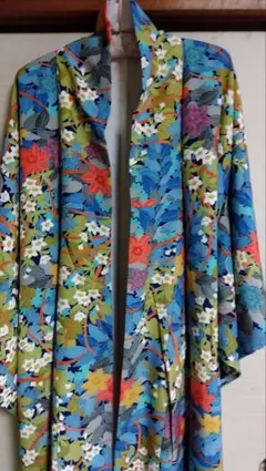 カラフル花柄ロング丈着物