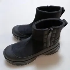 UGG 　YOSE ZIP　アグ　ヨセ ジップ　防水