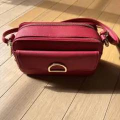 赤ショルダーバッグ