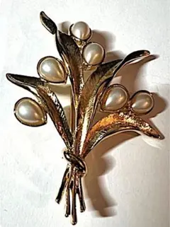 T023 トリファリ ヴィンテージ ブローチ