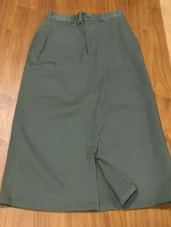 and quarter ロングタイトスカート　カーキグリーン　フリーサイズ