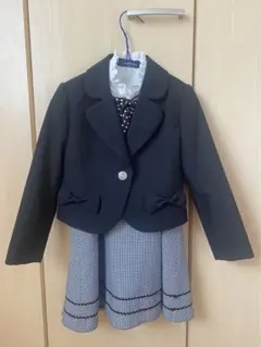 子供用　フォーマルスーツ