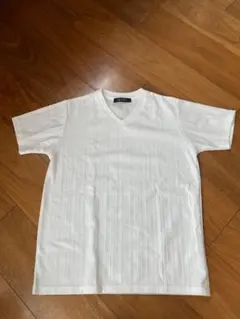 nano ホワイト ストライプ Vネック Tシャツ