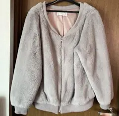 グレー ジャンパー Fサイズ